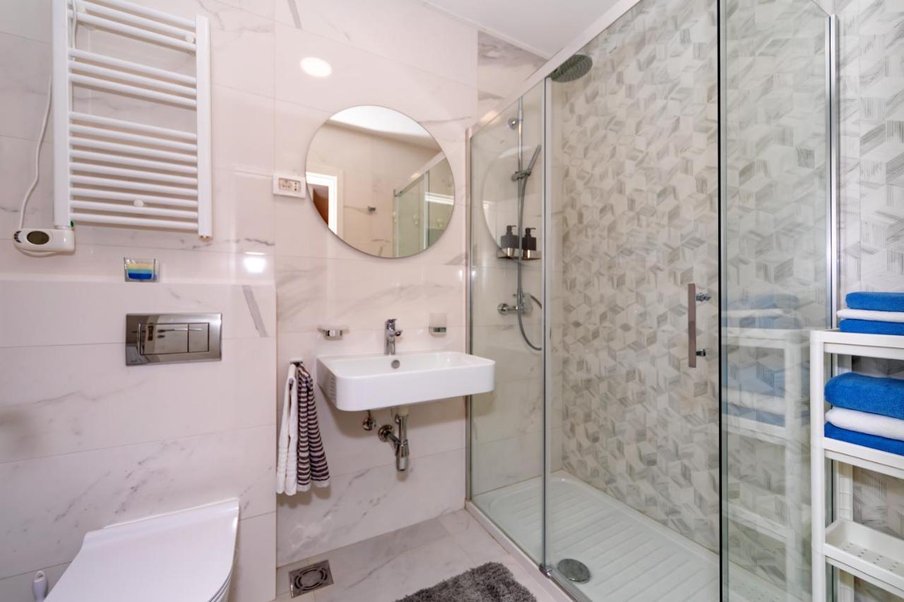 Les Appartements Prives Bar Εξωτερικό φωτογραφία